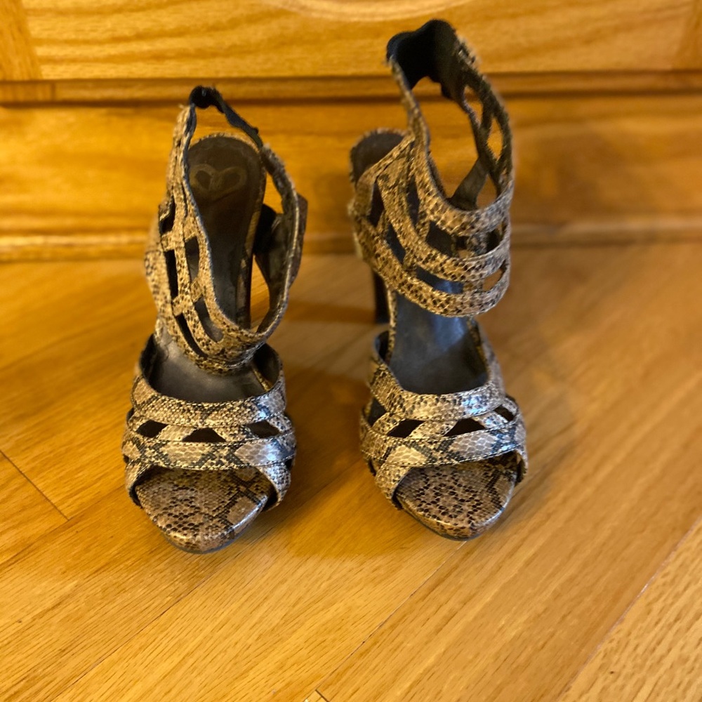 Snake skin print sandals
